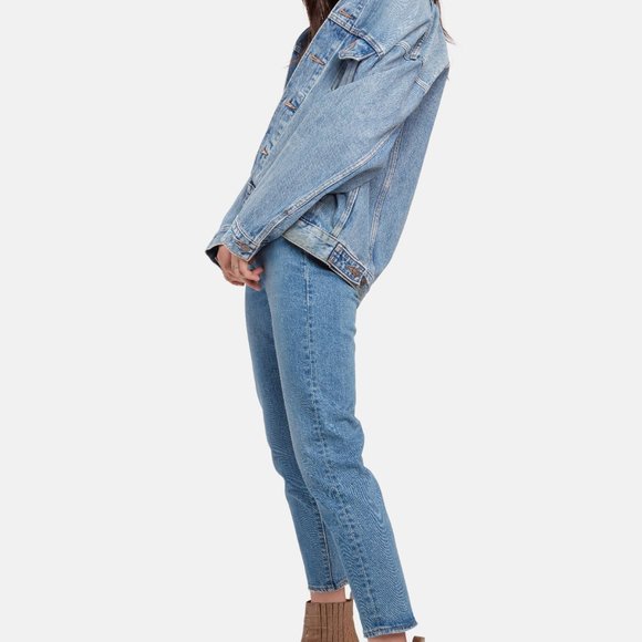 SOLD - levi’s oversized dad denim trucker jacket - Picture 3 of 4